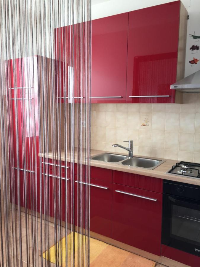 Apartments Luciana & Helena Pula Extérieur photo